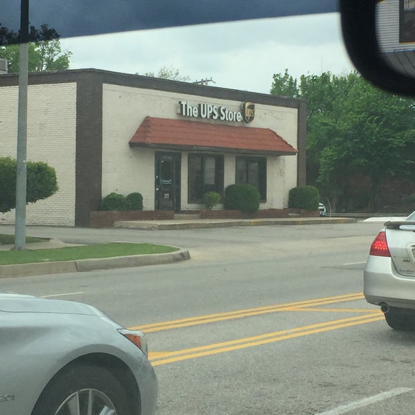 The UPS Store 4 NE 10th St