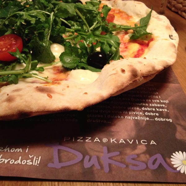 Снимок сделан в Pizza@Kavica Duksa пользователем Gabi R. 1/29/2014