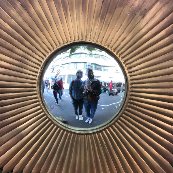 10/17/2021 tarihinde Jacquelin H.ziyaretçi tarafından Grand Bazaar NYC'de çekilen fotoğraf