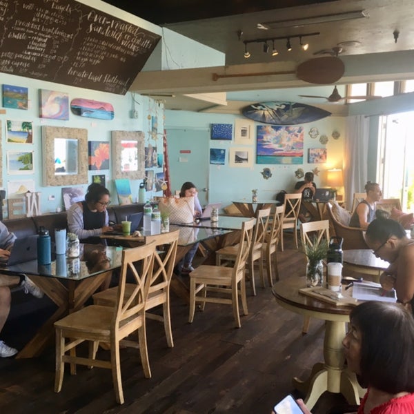 Photo prise au Island Brew Coffeehouse par Jane L. le2/14/2020