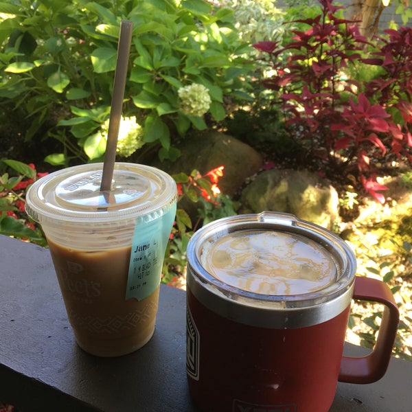 Foto tirada no(a) Peet&#39;s Coffee &amp; Tea por Jane L. em 8/21/2019
