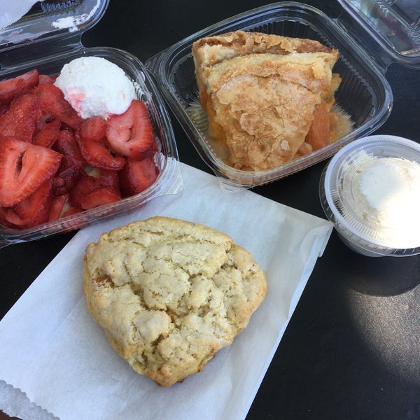 Photo taken at Bakesale Betty by Jane L. on 6/11/2019