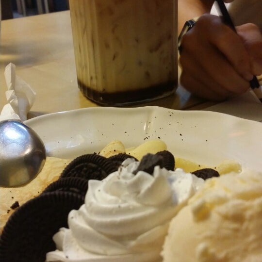 5/28/2014 tarihinde Gumunbraz S.ziyaretçi tarafından D.O.D Cafe (甜の部)'de çekilen fotoğraf