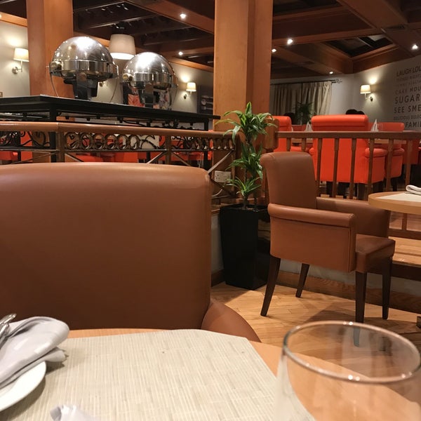 7/10/2018にVkd G.がSeasons Restaurantで撮った写真
