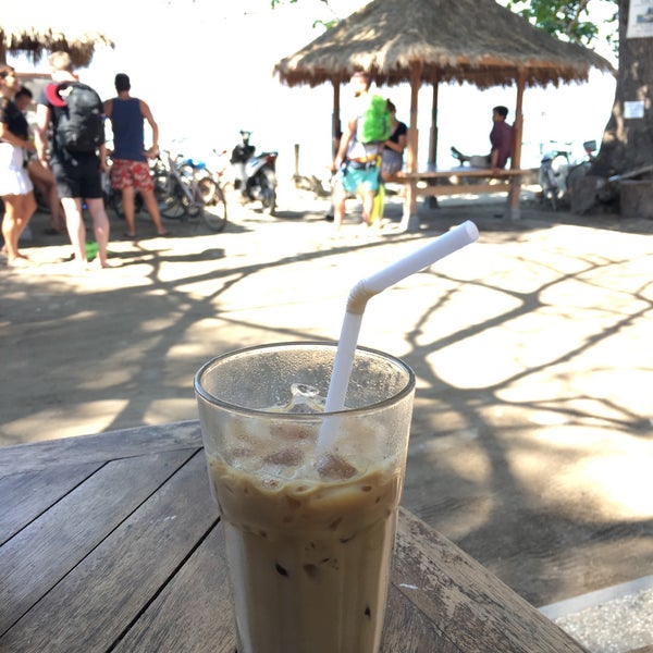 Photo taken at Coffee &amp; Thyme Gili Air by Leonard F. on 9/18/2017