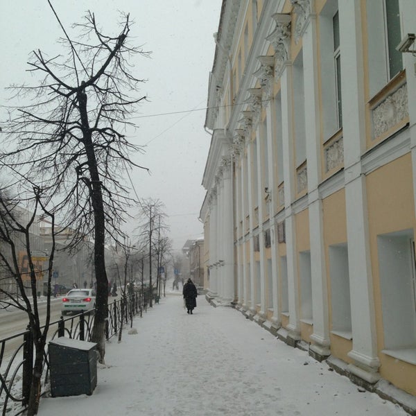 Первое здание КНИТУ-КАИ - Казань, Татарстан