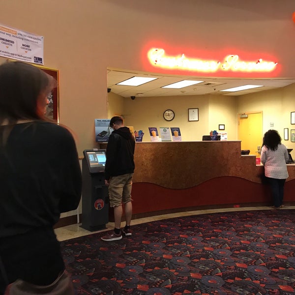 Foto di Regal Edwards Alhambra Renaissance & IMAX Alhambra, CA