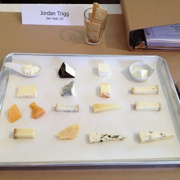 Foto scattata a The Cheese School of San Francisco da Jordan T. il 6/22/2013