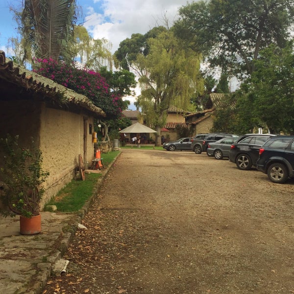 Foto scattata a El Pórtico da KATHY K. il 5/30/2016