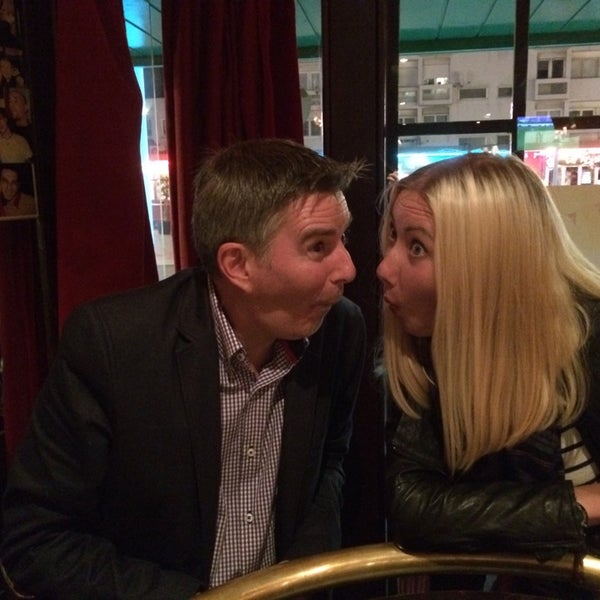 Un Singe En Hiver Bar In Calais