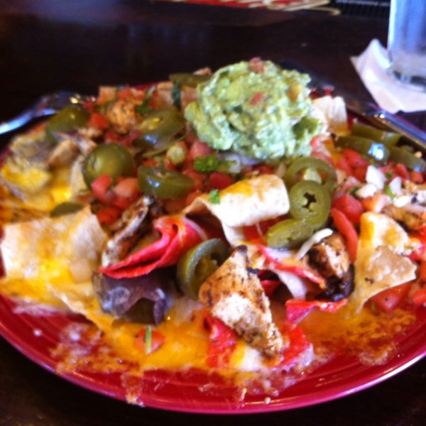 Photo taken at Nacho Mama&#39;s Mexican Grill by Priscila A. on 9/25/2013