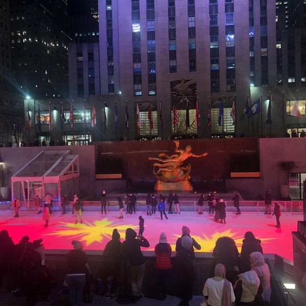 3/5/2022에 Abdulaziz님이 The Rink at Rockefeller Center에서 찍은 사진