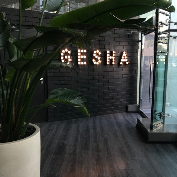 Foto tomada en Gesha Coffee Co.  por Closed . el 8/11/2020