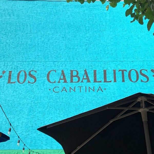 Foto diambil di Cantina Los Caballitos oleh John T. pada 5/18/2019