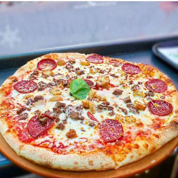 Das Foto wurde bei Broccoli Pizza &amp; Pasta / مطعم بروكلي بيتزا وباستا von Reem G. am 8/22/2018 aufgenommen