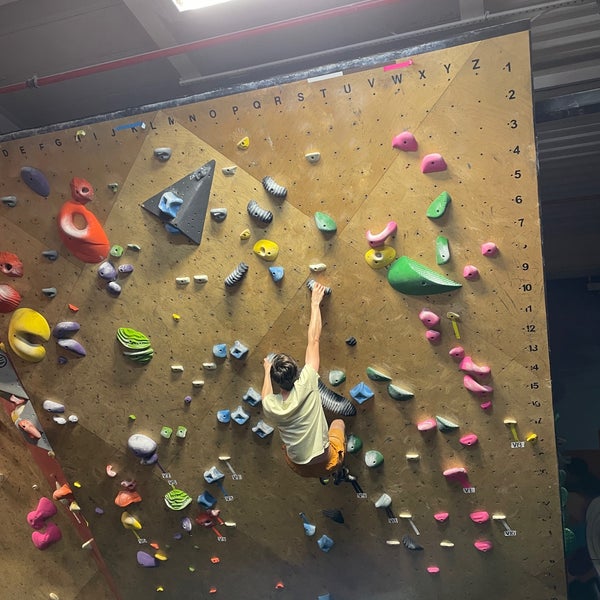 Photo taken at Brooklyn Boulders by Barb L. on 11/14/2020