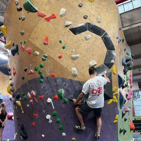 Photo taken at Brooklyn Boulders by Barb L. on 5/18/2021