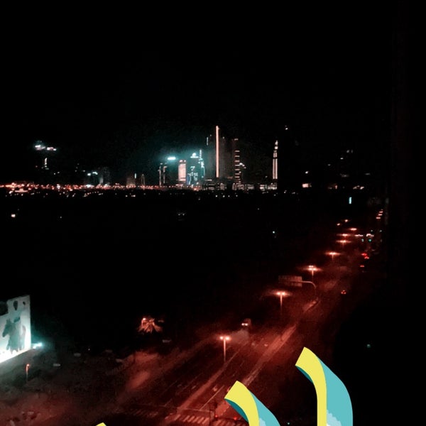 รูปภาพถ่ายที่ Novotel World Trade Centre Dubai โดย Abdullah 📸 เมื่อ 12/4/2020