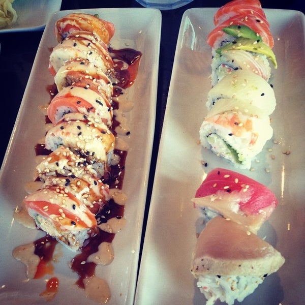 8/16/2014 tarihinde Stephanie P.ziyaretçi tarafından Awesome Sushi'de çekilen fotoğraf