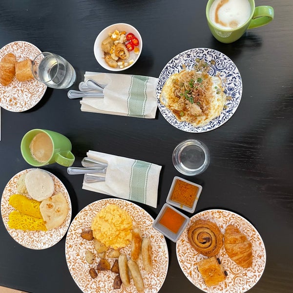 Asian Market Café Downtown Core 43 tips