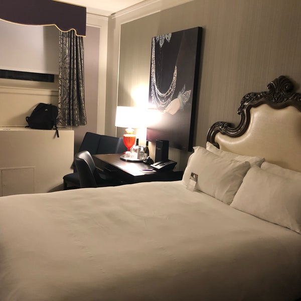 รูปภาพถ่ายที่ Kimpton Sir Francis Drake Hotel โดย Chuan H. เมื่อ 4/24/2019