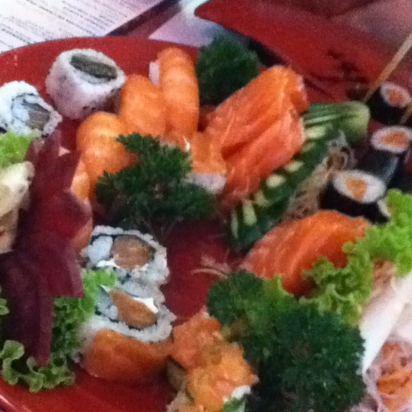 Foto tirada no(a) Seu Miyagi Sushi Lounge por Douglas F. em 3/1/2013