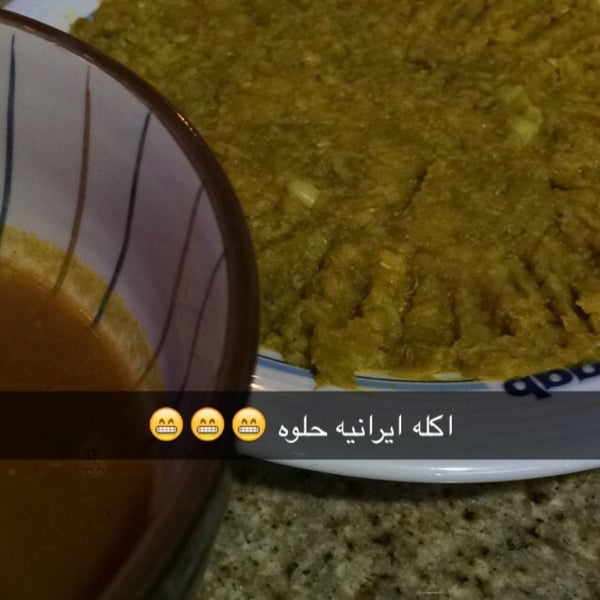Foto scattata a Naab Iranian Restaurant da MooDi il 9/14/2015