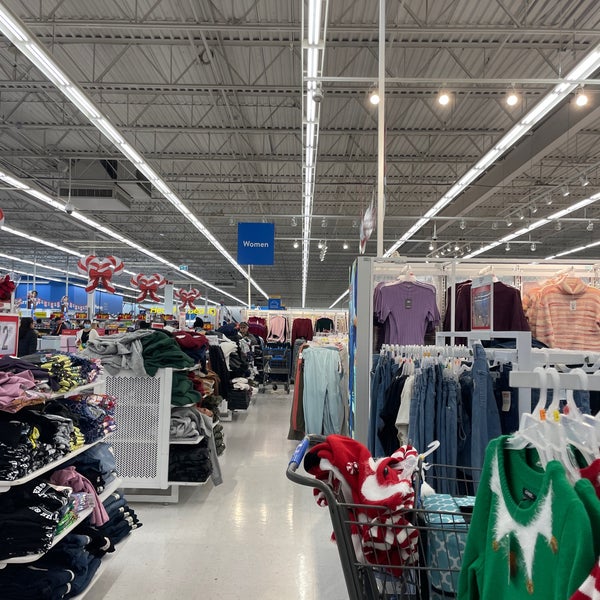 Photo taken at Walmart Supercentre by Spatial Media on 11/19/2022
