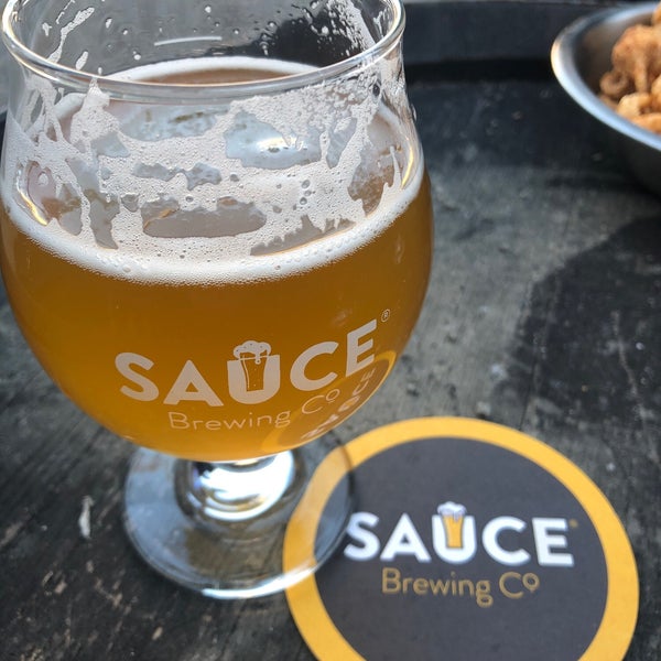Foto diambil di Sauce Brewing Co oleh Spatial Media pada 7/13/2019