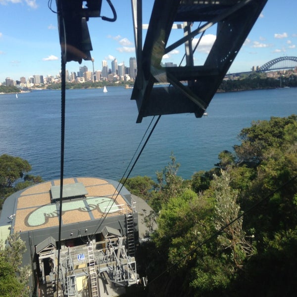 Sky Safari Taronga Zoo - Cable Car in Mosman Bay