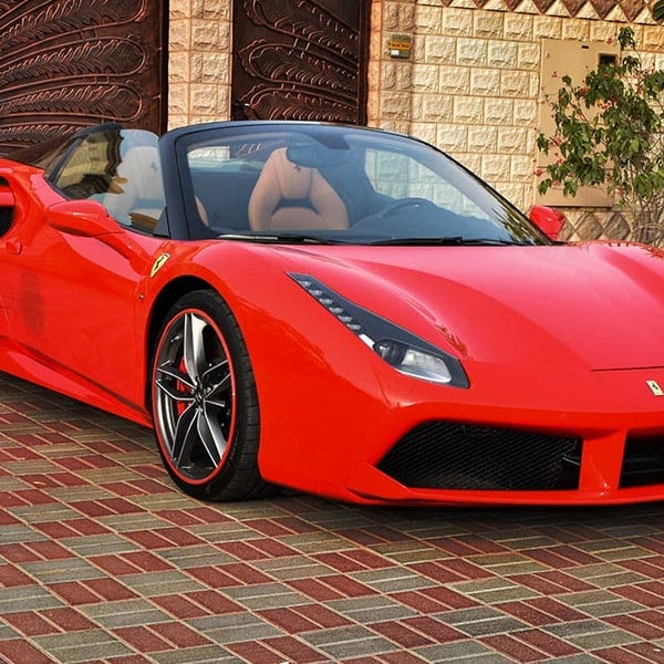 Vip luxury car rental dubai دبي الإمارات العربية المتحدة