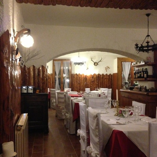 Locanda Del Boscaiolo Italian Restaurant In Monasterolo Del Castello Lombardia