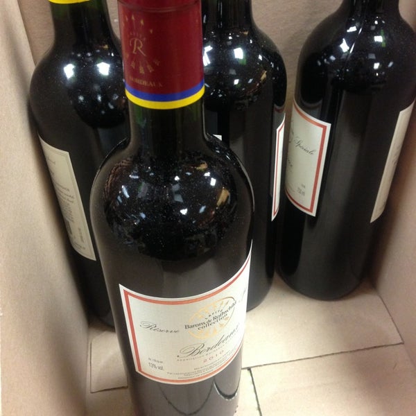 Photos at Stew Leonard's Wines Wine Store in Farmingdale