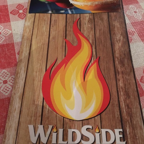 Foto tirada no(a) Wildside BBQ por Walt F. em 8/21/2016