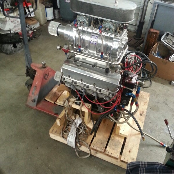 United Racing Engines Automotive Repair Shop in Glendale