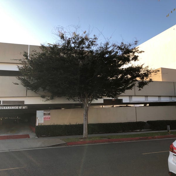 Photos At Neiman Marcus Parking Garage West Los Angeles 29 Visitors [ 600 x 600 Pixel ]
