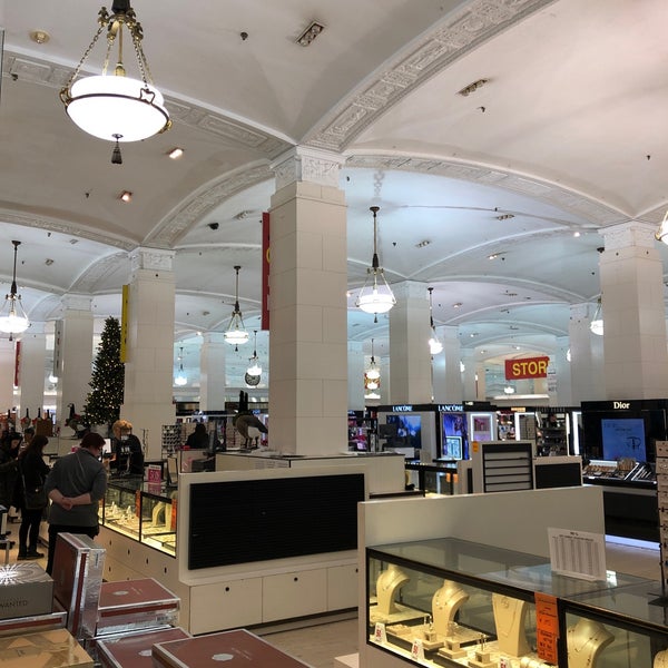 Lord & Taylor (Now Closed) - Department Store in New York