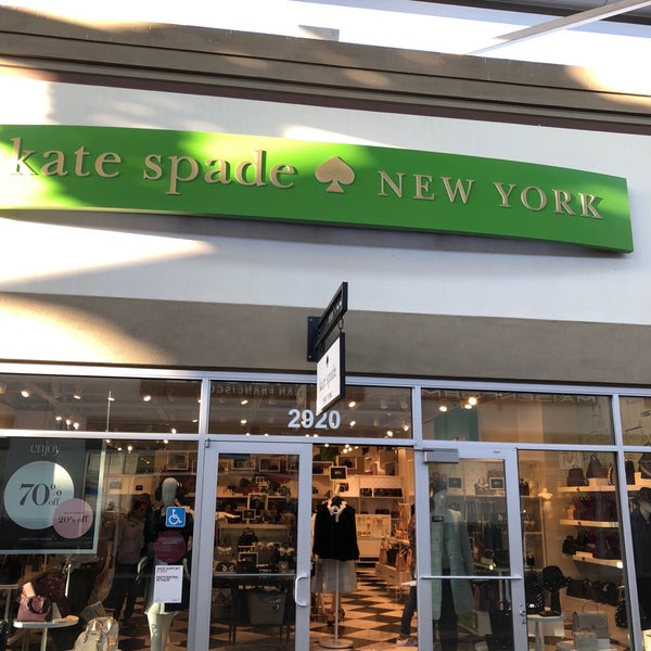 Is this an outlet or department store Kate Spade's logo? : r/katespade