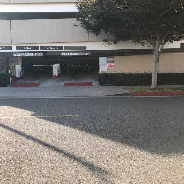 Photos At Neiman Marcus Parking Garage West Los Angeles 29 Visitors [ 600 x 600 Pixel ]
