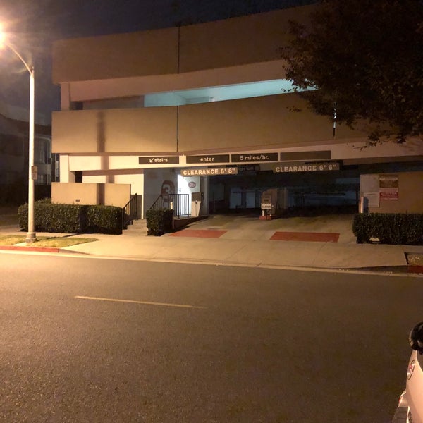 Photos At Neiman Marcus Parking Garage West Los Angeles 29 Visitors [ 600 x 600 Pixel ]