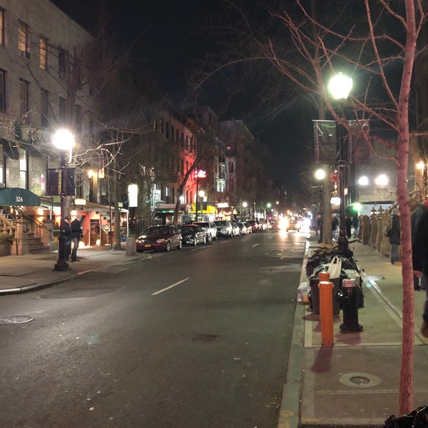 12/9/2018 tarihinde Booieziyaretçi tarafından Restaurant Row'de çekilen fotoğraf