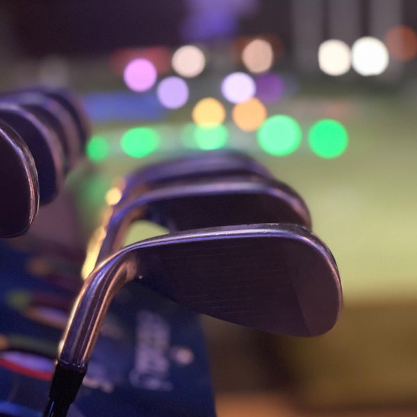 รูปภาพถ่ายที่ Topgolf โดย Ibrahim Alwadani เมื่อ 11/26/2020