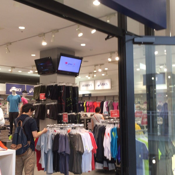 Photos At アシックスfactory Outlet越谷レイクタウン レイクタウン4 1 1