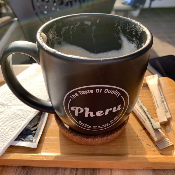 รูปภาพถ่ายที่ Pheru Coffee and Tea Shop โดย Haludun L. เมื่อ 2/19/2019