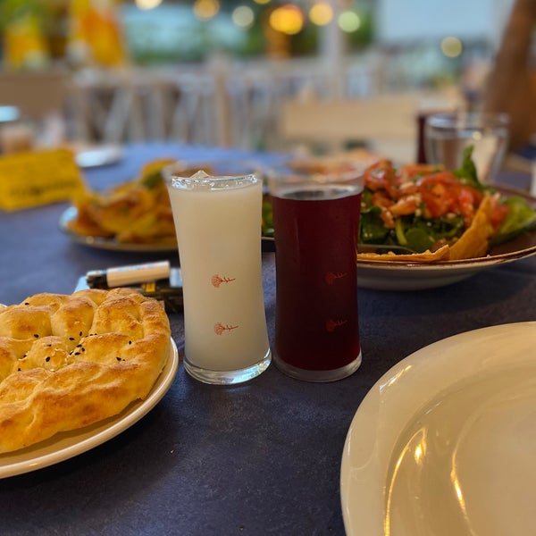 5/23/2022に🕊 aHMetT 👻🐂💥💨がLagos Balık Restaurantで撮った写真