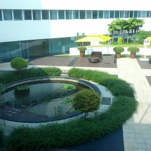 Village Hotel Changi Changi 1 Netheravon Rd