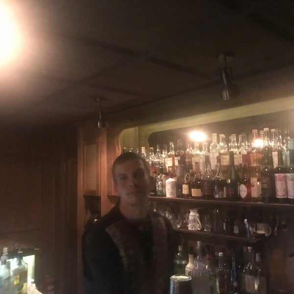 Foto tirada no(a) Apotheke Bar por Беркута В. em 7/20/2019