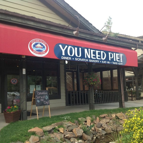 Foto scattata a Estes Park Pie Shop da Scooter T. il 7/26/2013