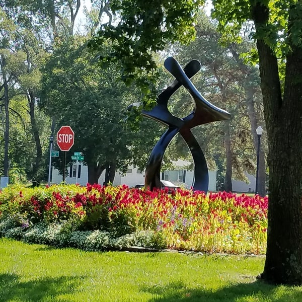 Overland Park City Hall 155 ziyaretçidan 5 tavsiye