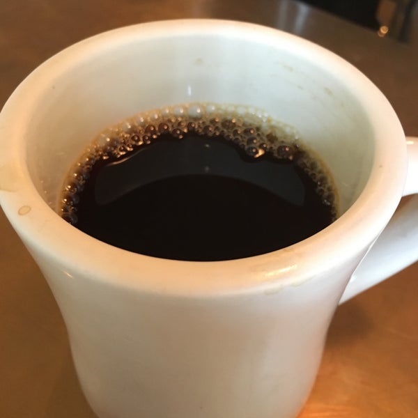 Foto scattata a Case Study Coffee da Jeff M. il 8/14/2018